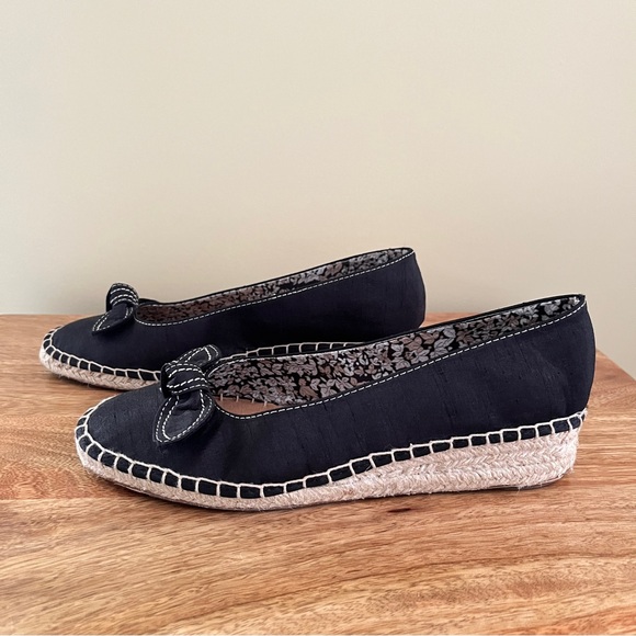 Life Stride Espadrilles Women's 6.5 Black Satin Bow Low Wedge Heel Riddle Preppy - Picture 1 of 12